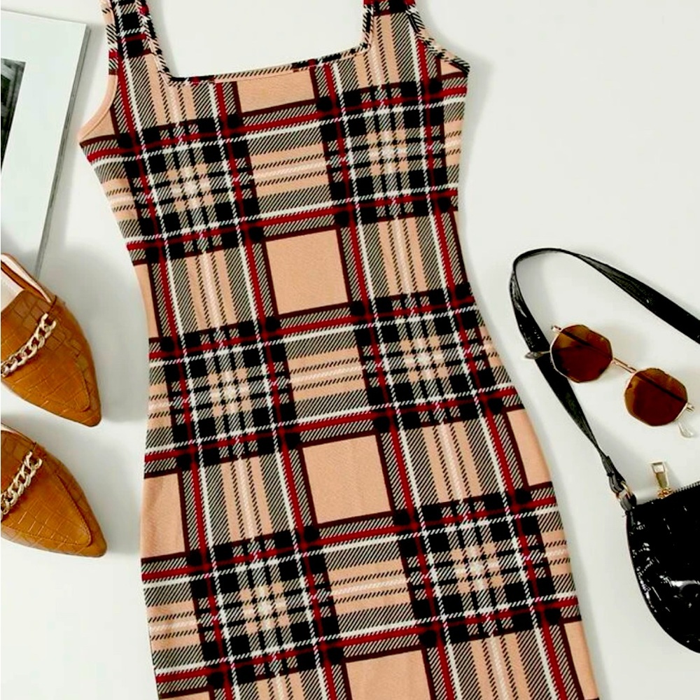 NWOT - Super Cute Plaid Double Square Neck Bodycon Mini Dress!!